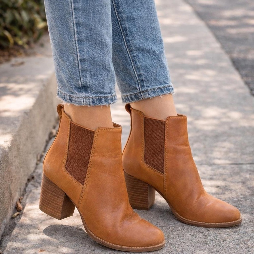 Madewell “The Regan Boot” English Saddle Tan Leather Chelsea Ankle Pull-on 8.5